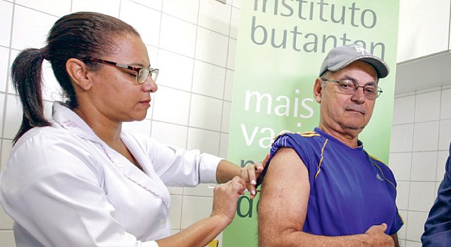 Testes são feitos em voluntários. Daniel Guimarães/Divulgação